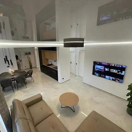 Apartment Exclusive Leonika