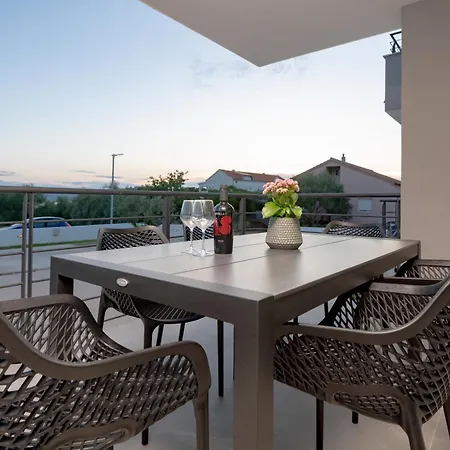 Exclusive Leonika Apartment