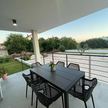 Exclusive Leonika Apartment Bibinje