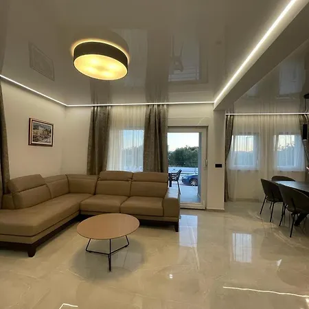 Exclusive Leonika Apartment Bibinje